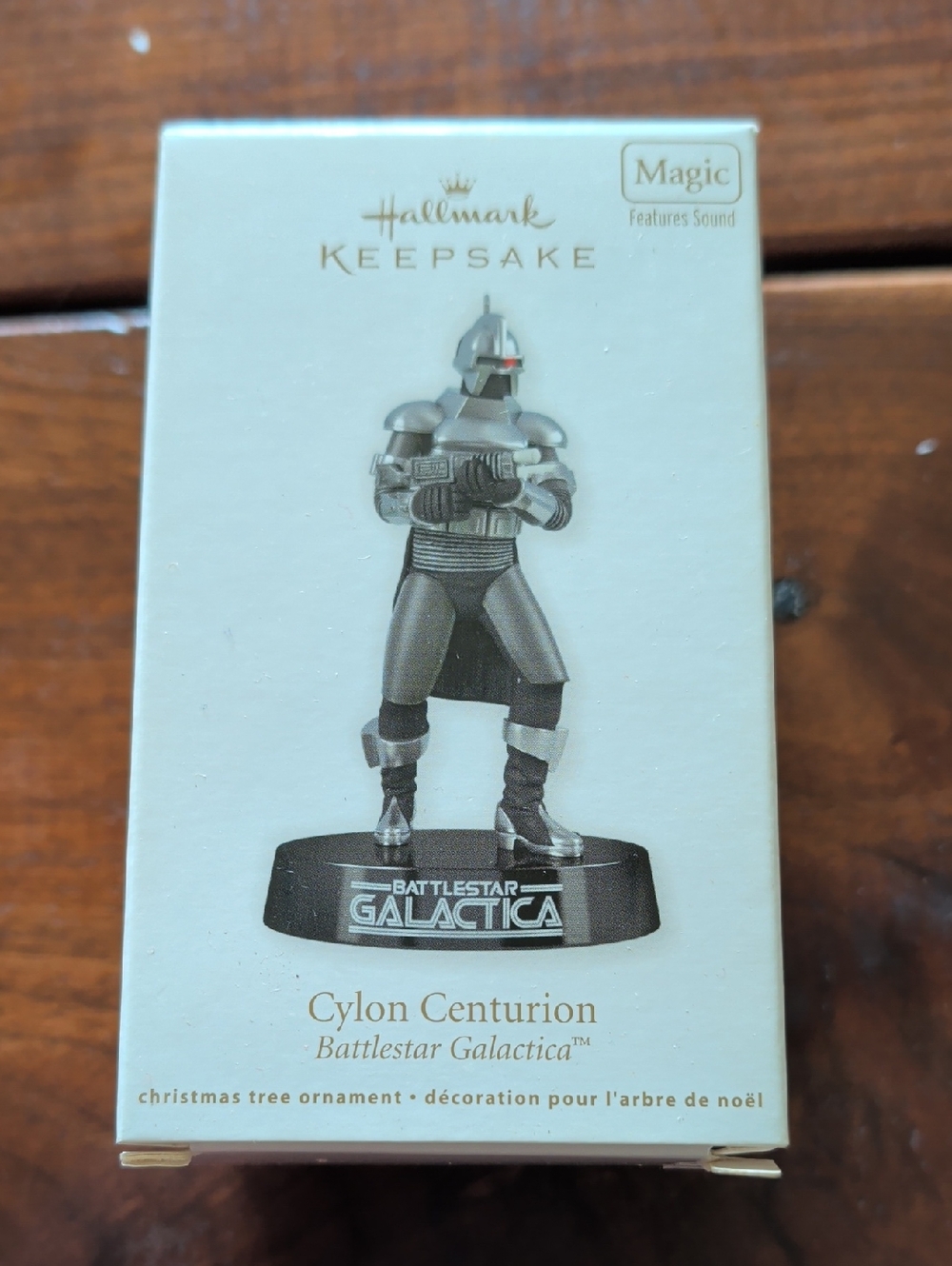 NIB Hallmark 2011 Cylon Centurion Ornament from Battlestar Galactica Original Se